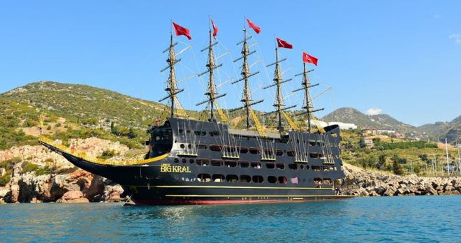 Legend Big Kral Korsan Tekne Turu
